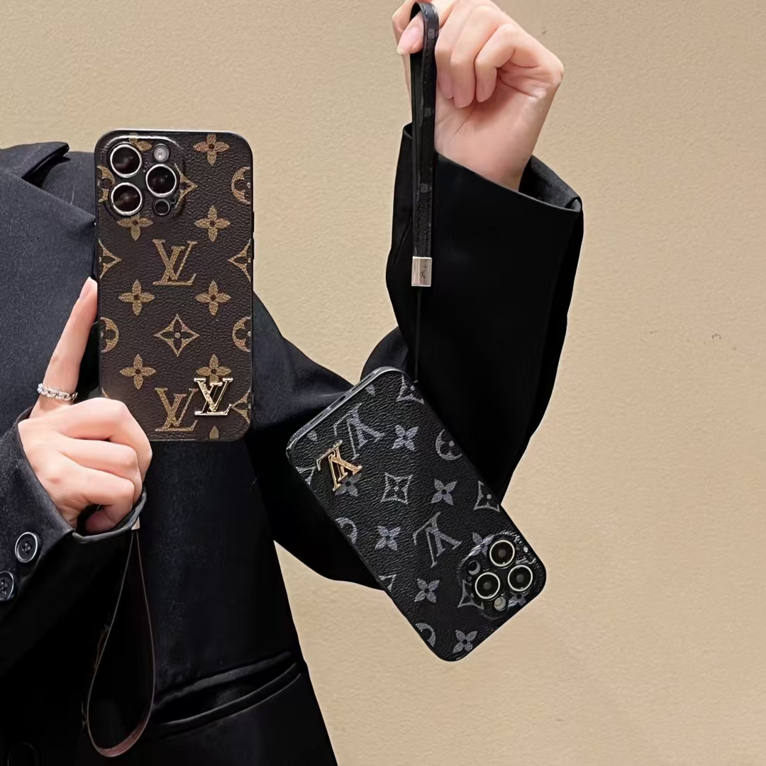 Louis Vuitton Leather iPhone 16 Pro Max & 16 Plus Case Cover for iPhone 16 Series