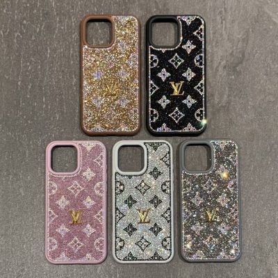 Luxury Louis-Vuitton iPhone 17 Pro Max Leather Case with LV Gold Logo – Designer Leather Case Cover for iPhone 16 Pro Max