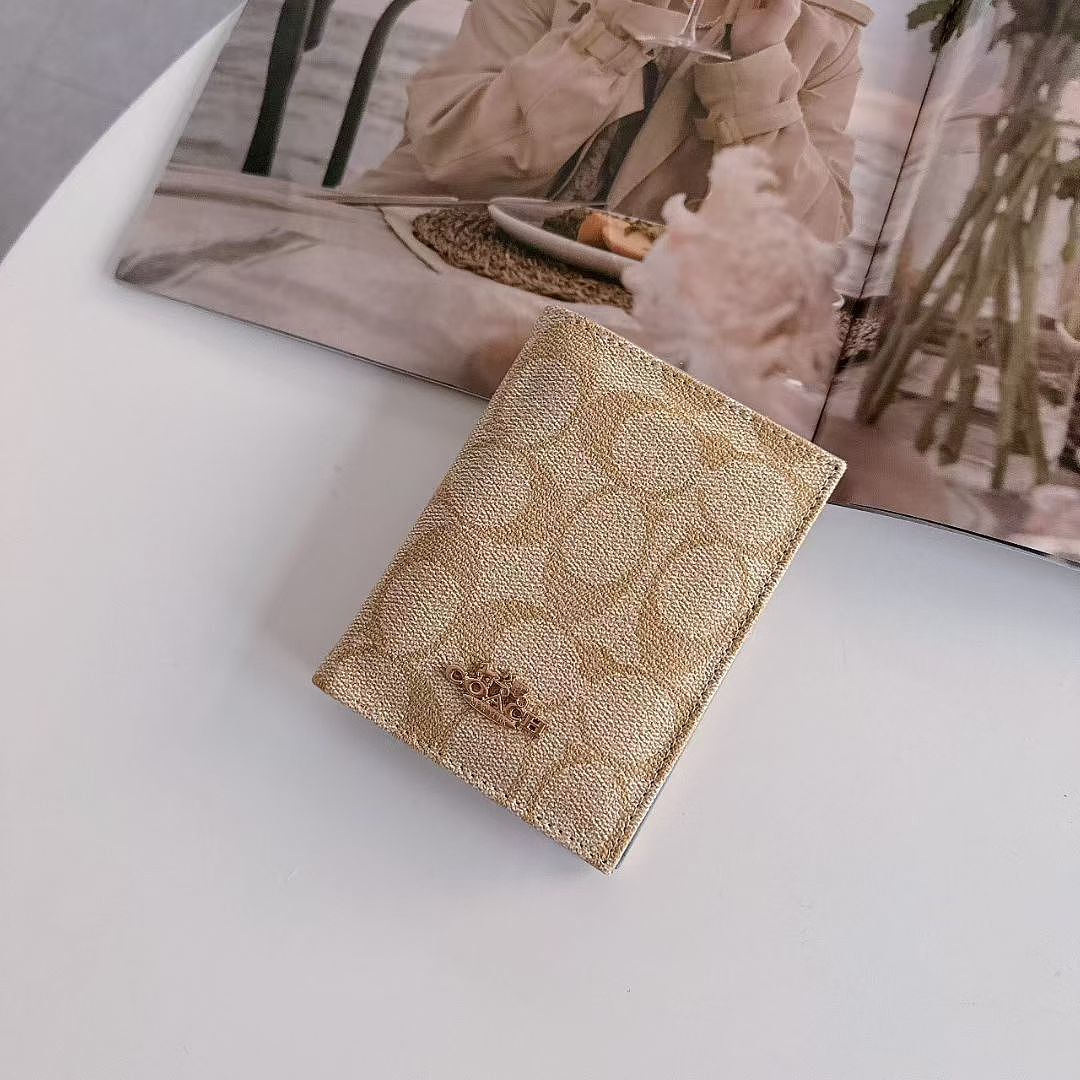 Brown Coach Leather Wallet for Women – Small Designer Purse and Credit Card Holder, Compact Brown Leather Card Wallet